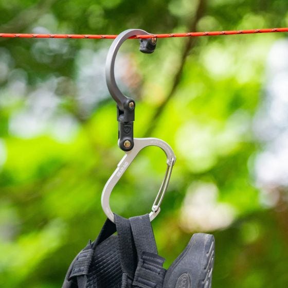 Heroclip Medium Gear Karbiinihaka - Woodland Hero