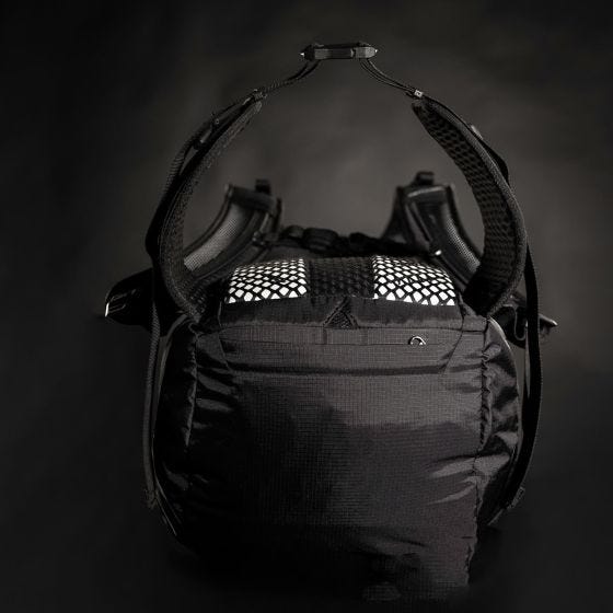 Pentagon Minor Reppu 28 L - Musta