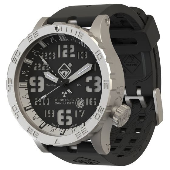 Hazard 4 Heavy Water Diver Titaani-tritiumkello - Blacktie Valkoinen GMT Sininen/Punainen